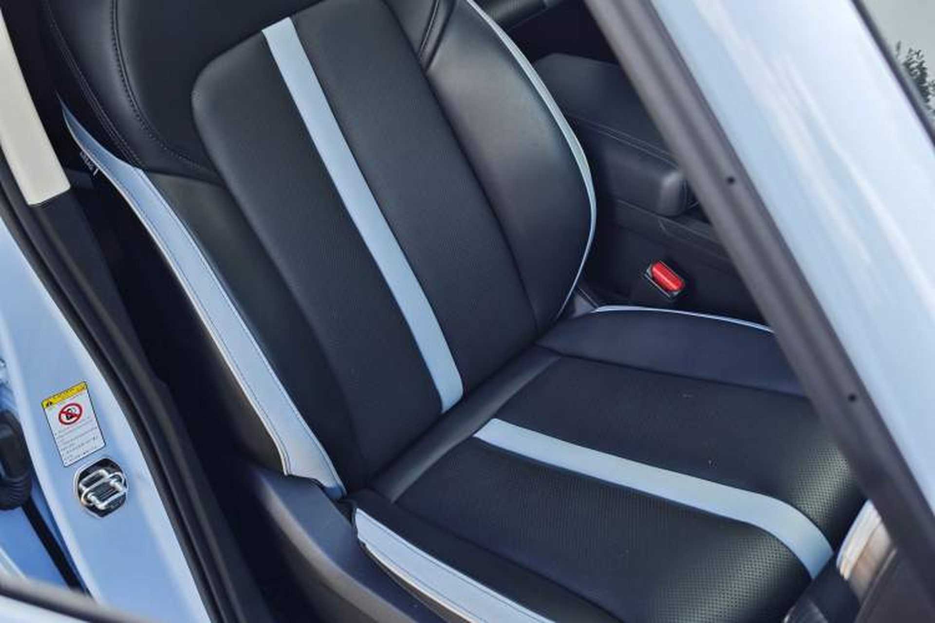 Used Tank 300 2021 2.0T Monet Tribute Limited Edition Right Front Seat