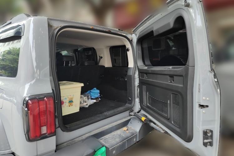 Used Tank 300 2021 Off-Road Edition 2.0T Conqueror Trunk