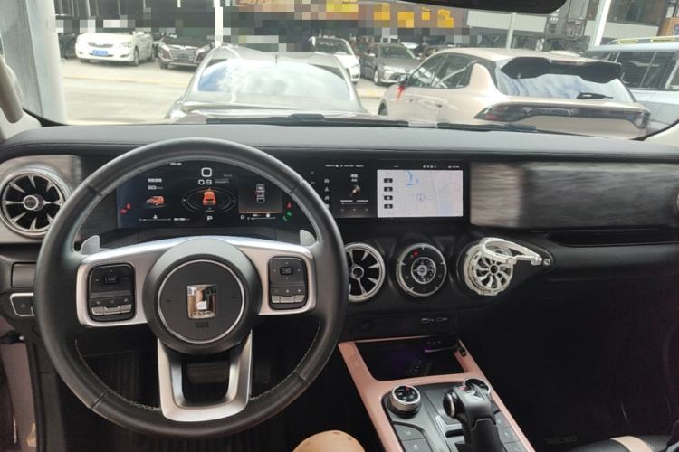 Used Tank 300 2021 City Edition 2.0T—Truly Stylish Center Console
