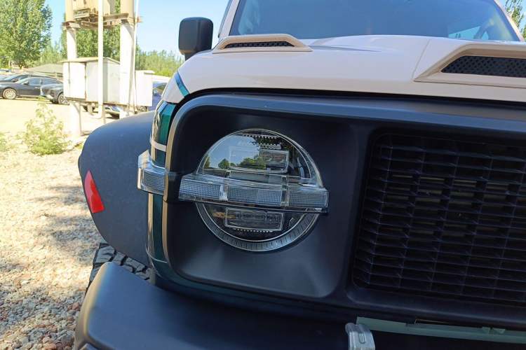 Used Tank 300 2021 2.0T Wind & Forest Iron Rider Right Front Headlight