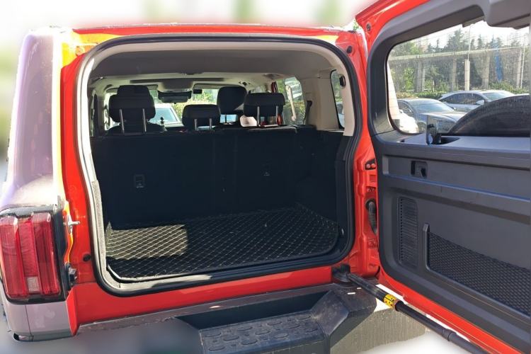Used Tank 300 2021 Off-Road Edition 2.0T Conqueror Trunk