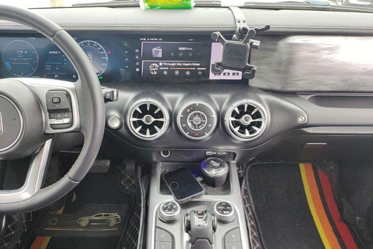 Used Tank 300 2021 Off-Road Edition 2.0T Conqueror Audio And AC Panel