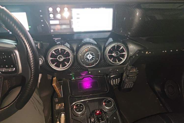 Used Tank 300 2021 Off-Road Edition 2.0T Conqueror Audio And AC Panel