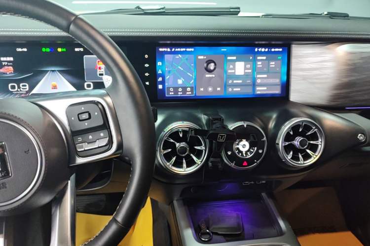 Used Tank 300 2021 City Edition 2.0T—Truly Stylish Audio And AC Panel