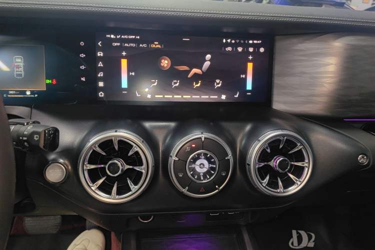 Used Tank 300 2021 Off-Road Edition 2.0T Challenger Audio And AC Panel