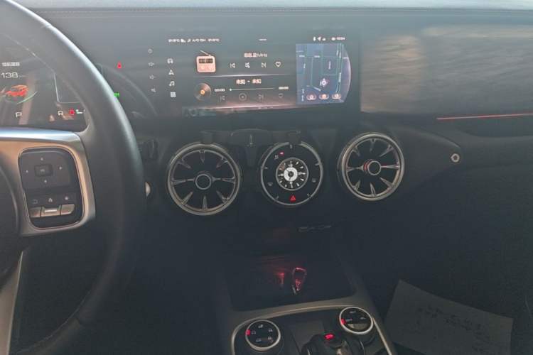 Used Tank 300 2021 Off-Road Edition 2.0T Conqueror Audio And AC Panel