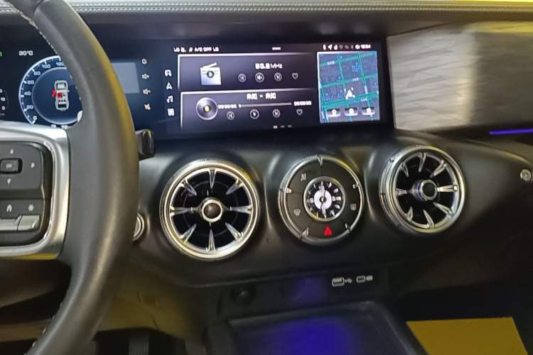 Used Tank 300 2021 Off-Road Edition 2.0T Conqueror Audio And AC Panel