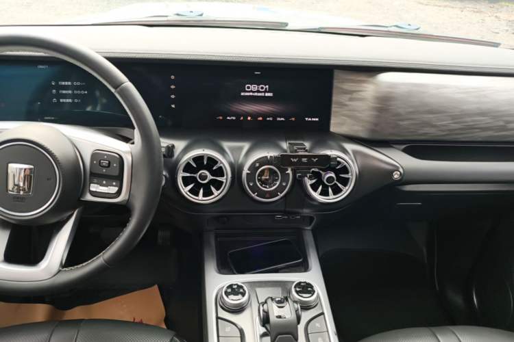 Used Tank 300 2021 Off-Road Edition 2.0T Conqueror Audio And AC Panel