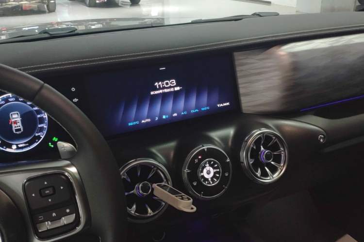 Used Tank 300 2021 City Edition 2.0T—Truly Stylish Audio And AC Panel