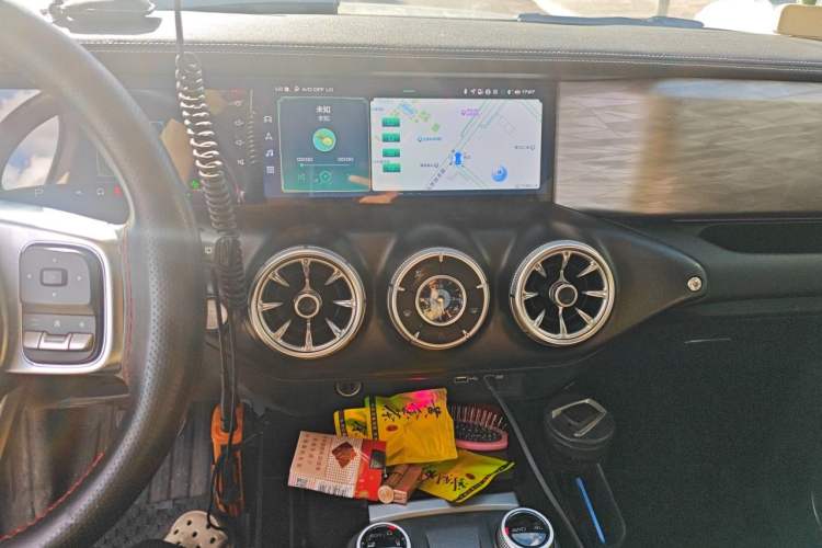 Used Tank 300 2021 City Edition 2.0T—Truly Stylish Audio And AC Panel