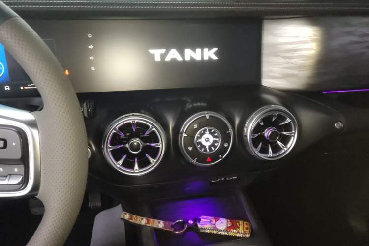Used Tank 300 2021 Off-Road Edition 2.0T Conqueror Audio And AC Panel