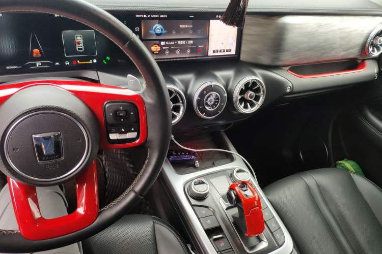 Used Tank 300 2021 City Edition 2.0T—Truly Stylish Audio And AC Panel