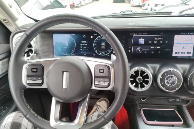 Used Tank 300 2021 Off-Road Edition 2.0T Conqueror Center Console