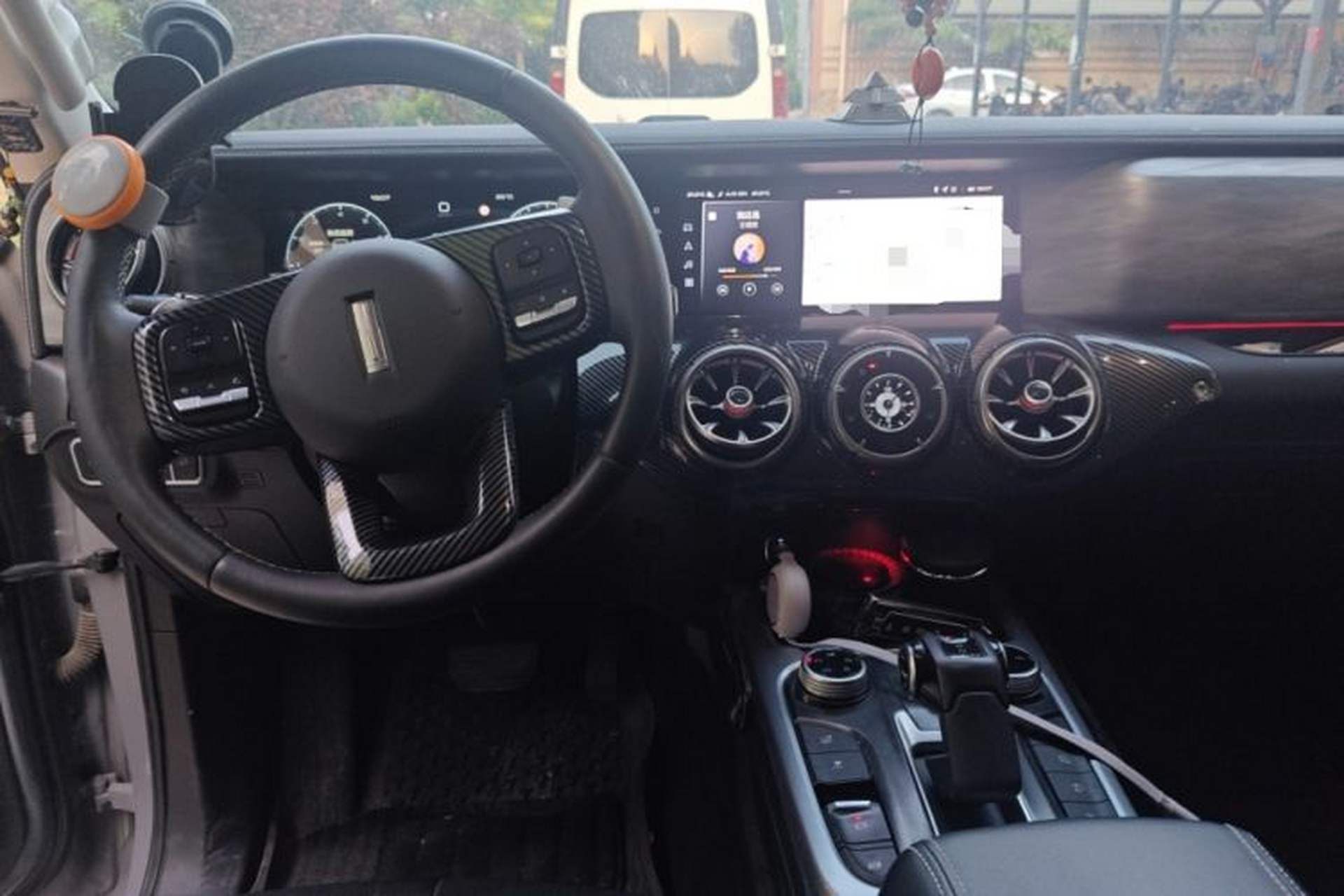 Used Tank 300 2021 Off-Road Edition 2.0T Conqueror Center Console