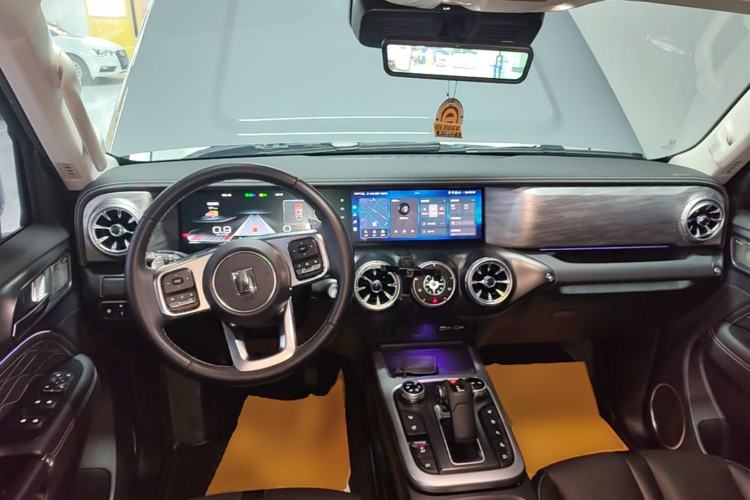 Used Tank 300 2021 City Edition 2.0T—Truly Stylish Center Console