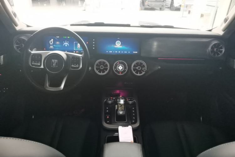 Used Tank 300 2021 City Edition 2.0T—Truly Stylish Center Console