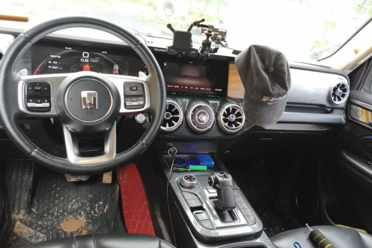 Used Tank 300 2021 Off-Road Edition 2.0T Conqueror Center Console