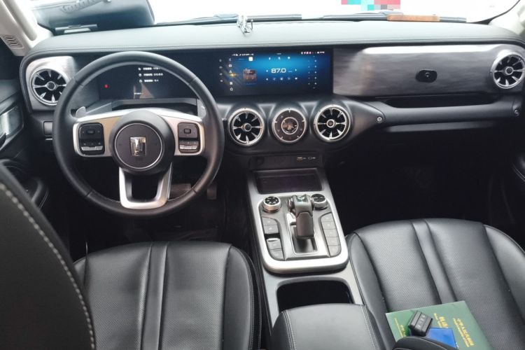 Used Tank 300 2021 City Edition 2.0T—Truly Stylish Center Console