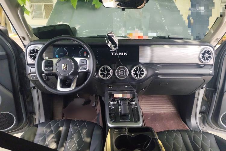 Used Tank 300 2021 Off-Road Edition 2.0T Challenger Center Console