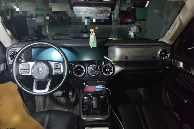 Used Tank 300 2021 City Edition 2.0T—Truly Stylish Center Console