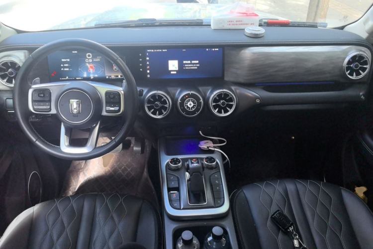 Used Tank 300 2021 Off-Road Edition 2.0T Challenger Center Console