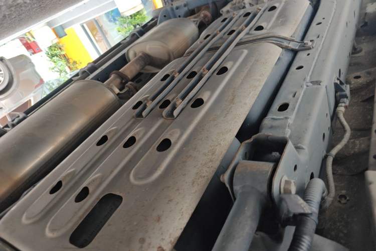 Used Tank 300 2021 Off-Road Edition 2.0T Conqueror Chassis Rear Left