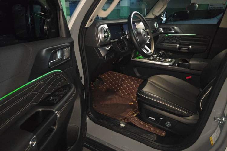 Used Tank 300 2021 City Edition 2.0T—Truly Stylish Driver Seat