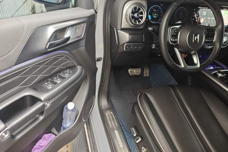 Used Tank 300 2021 City Edition 2.0T—Truly Stylish Driver Seat