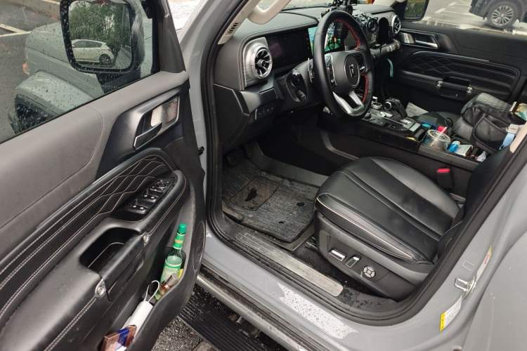 Used Tank 300 2021 City Edition 2.0T—Truly Stylish Driver Seat