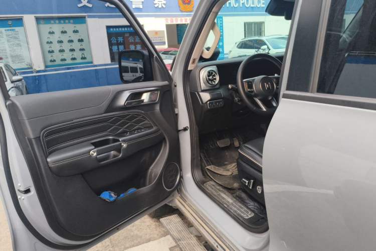 Used Tank 300 2021 City Edition 2.0T—Truly Stylish Driver Seat