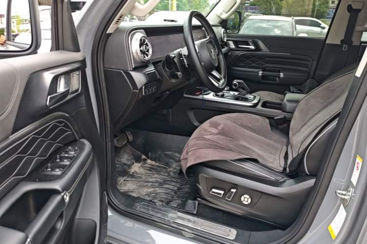 Used Tank 300 2021 Off-Road Edition 2.0T Conqueror Driver Seat