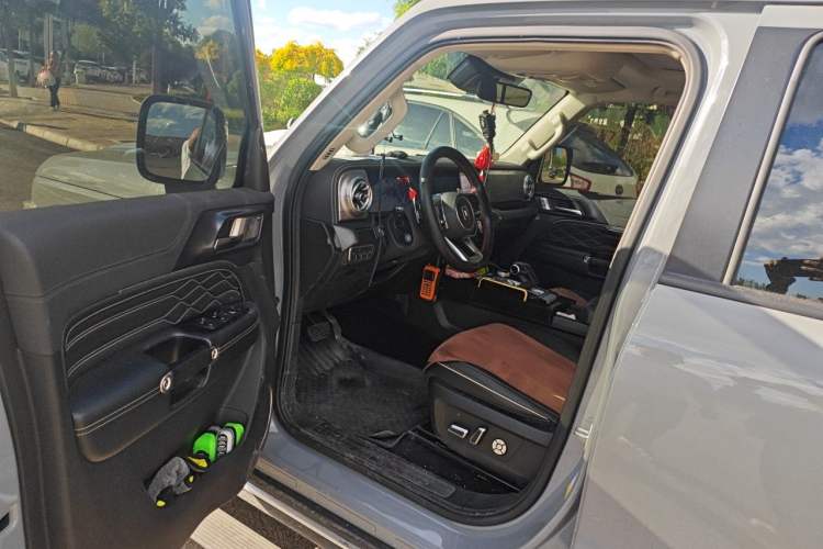 Used Tank 300 2021 City Edition 2.0T—Truly Stylish Driver Seat