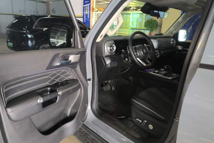 Used Tank 300 2021 Off-Road Edition 2.0T Challenger Driver Seat