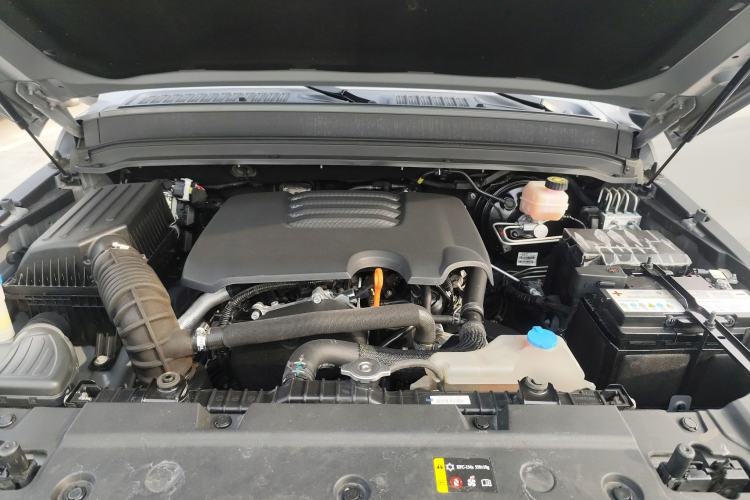 Used Tank 300 2021 City Edition 2.0T—Truly Stylish Engine Bay