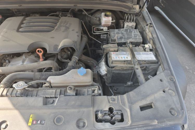 Used Tank 300 2021 Off-Road Edition 2.0T Conqueror Engine Bay Left