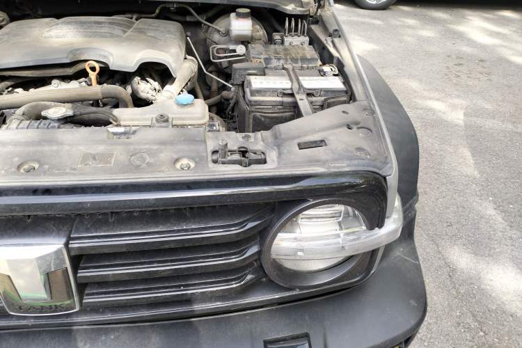 Used Tank 300 2021 Off-Road Edition 2.0T Conqueror Engine Bay Left