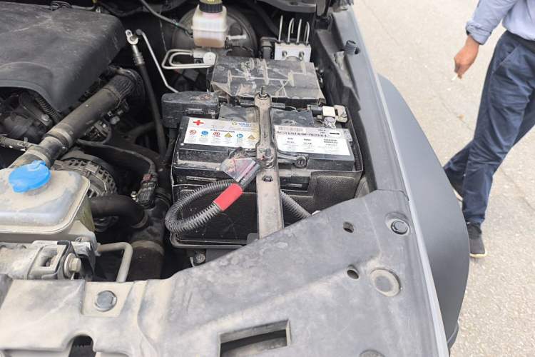 Used Tank 300 2021 Off-Road Edition 2.0T Conqueror Engine Bay Left
