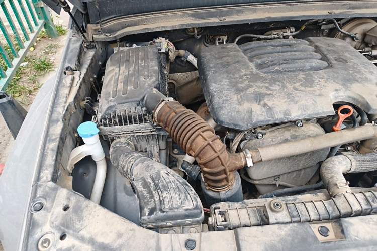 Used Tank 300 2021 City Edition 2.0T—Truly Stylish Engine Bay Right