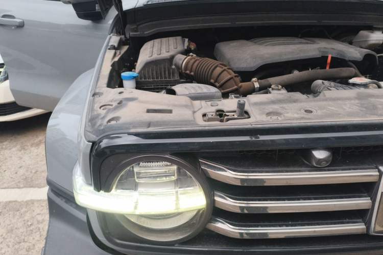 Used Tank 300 2021 City Edition 2.0T—Truly Stylish Engine Bay Right