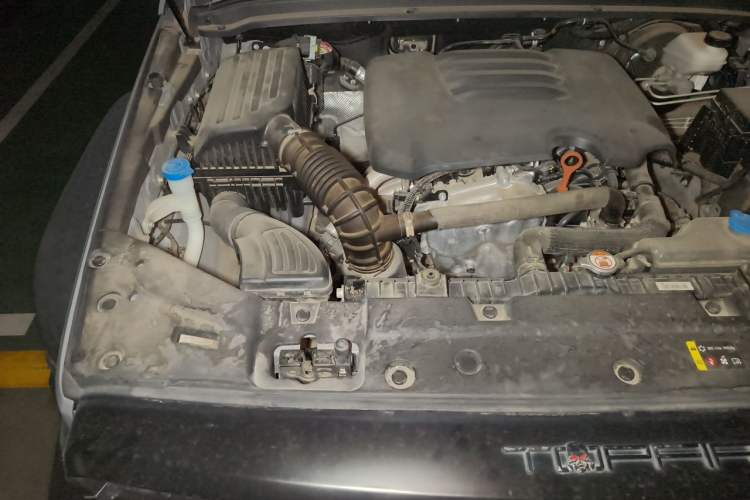 Used Tank 300 2021 Off-Road Edition 2.0T Challenger Engine Bay Right
