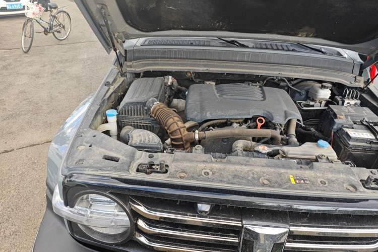 Used Tank 300 2021 City Edition 2.0T—Truly Stylish Engine Bay Right
