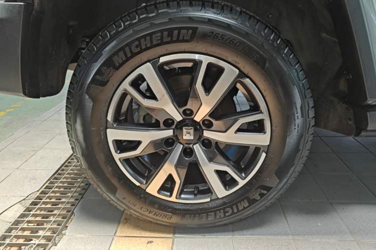 Used Tank 300 2021 City Edition 2.0T—Truly Stylish Exterior 5