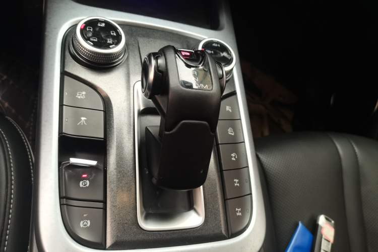 Used Tank 300 2021 Off-Road Edition 2.0T Conqueror Gear Lever