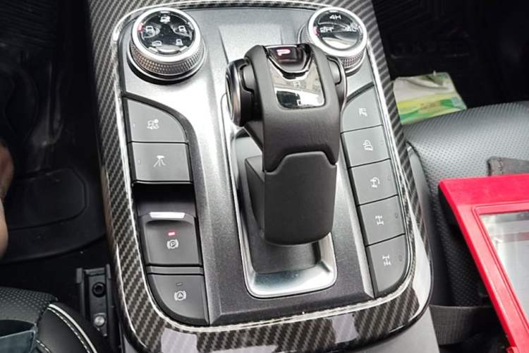 Used Tank 300 2021 Off-Road Edition 2.0T Conqueror Gear Lever