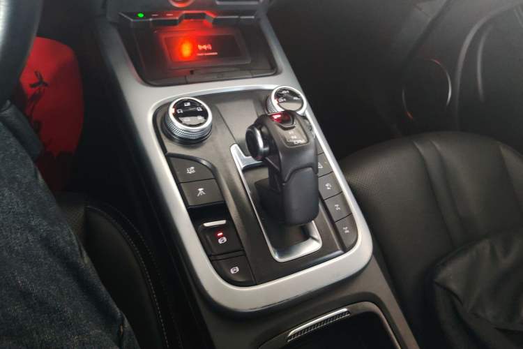 Used Tank 300 2021 Off-Road Edition 2.0T Conqueror Gear Lever