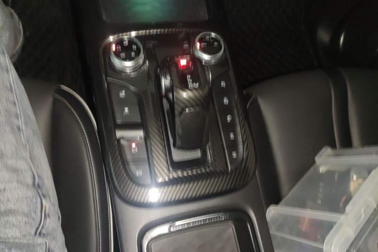 Used Tank 300 2021 Off-Road Edition 2.0T Conqueror Gear Lever