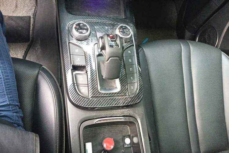 Used Tank 300 2021 Off-Road Edition 2.0T Conqueror Gear Lever