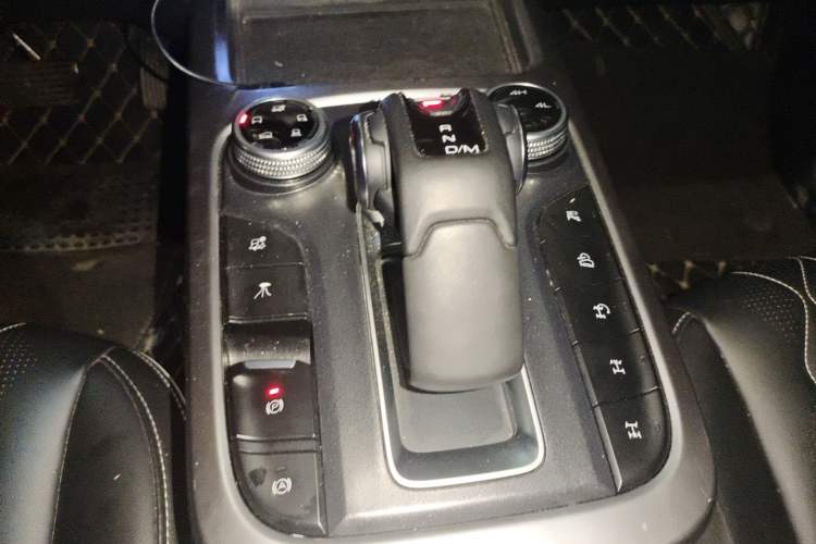 Used Tank 300 2021 Off-Road Edition 2.0T Challenger Gear Lever