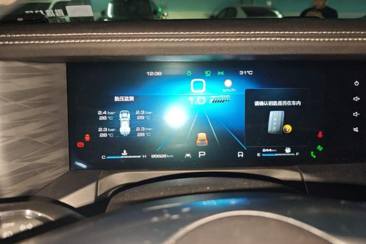 Used Tank 300 2021 City Edition 2.0T—Truly Stylish Instrument Cluster