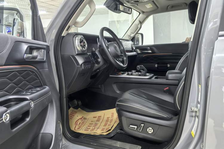 Used Tank 300 2021 City Edition 2.0T—Truly Stylish Interior 2